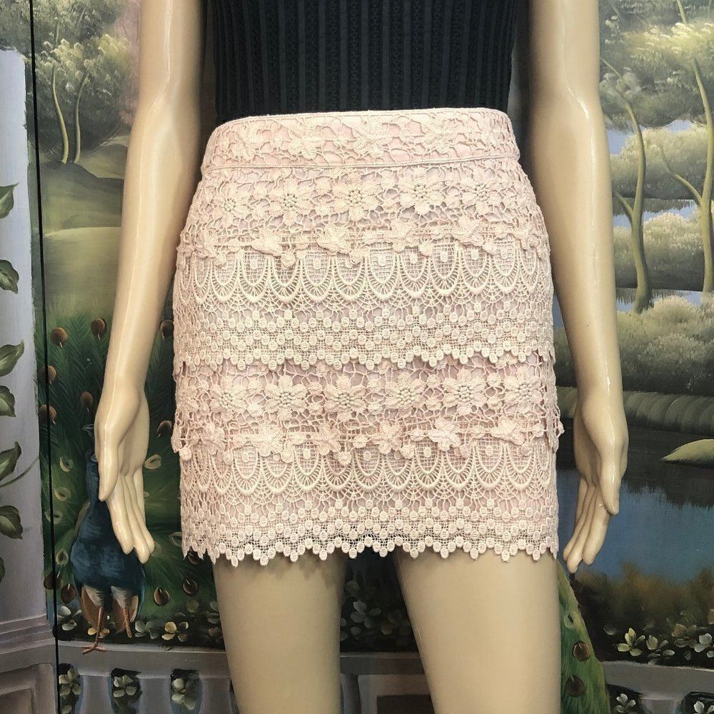 AEO Blush Scalloped Mini Skirt Sz. 8